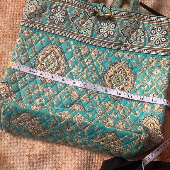 Vera Bradley tote  - Picture 5 of 7